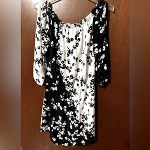 White House Black Market black and white, drop waist dress. Size small